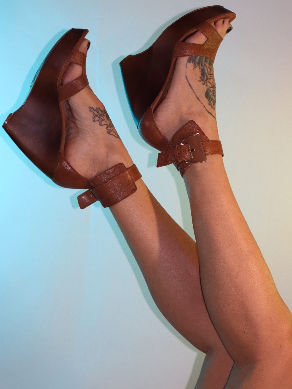 Nine West Brown ankle Buckle wedge Sz10